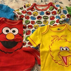 Sesame Street Baby Onesies Set